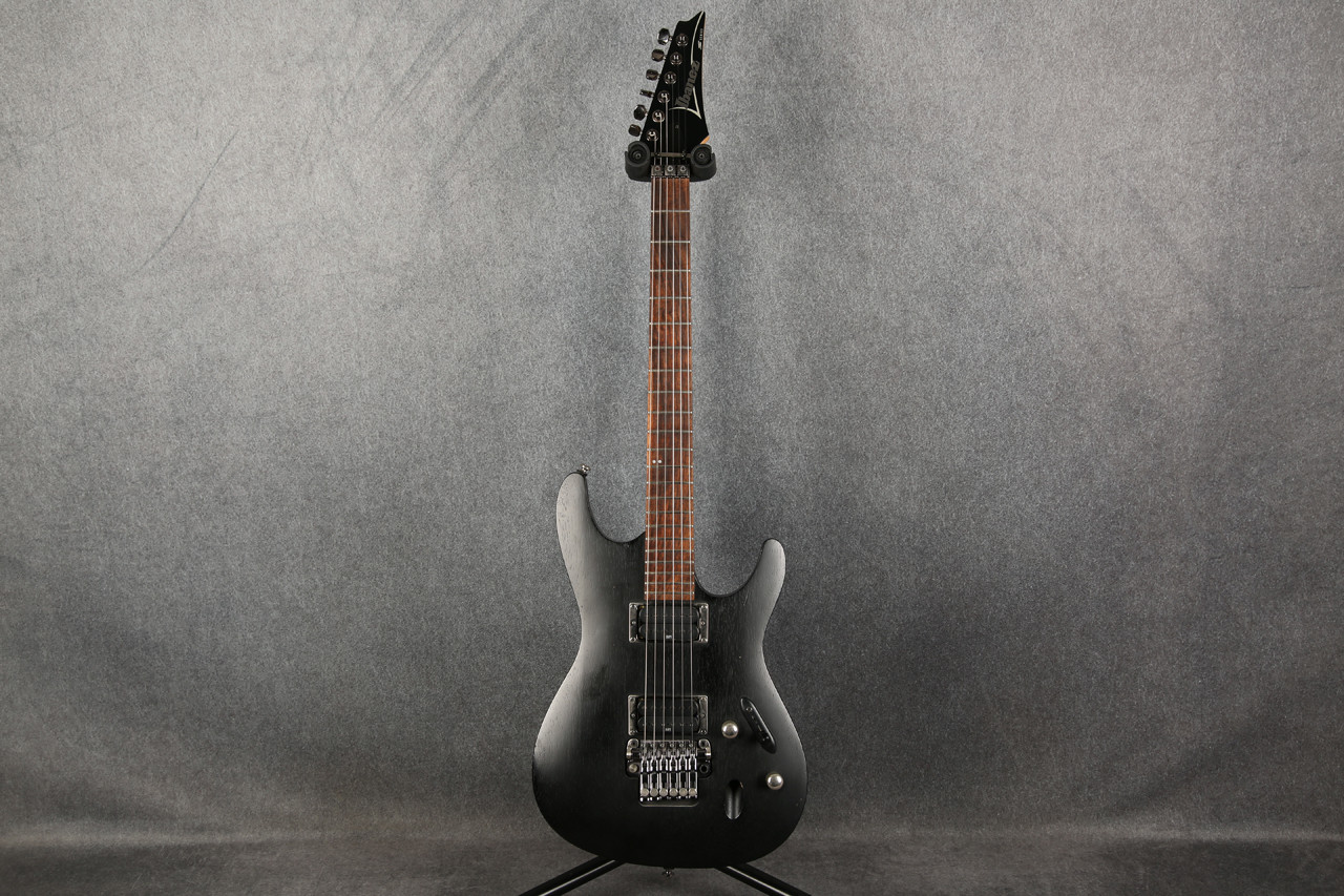 Ibanez S320-WK Weathered Black 2nd Hand | Rich Tone Music