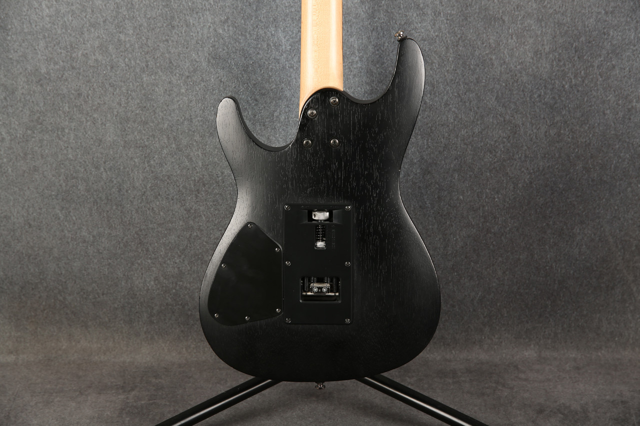 Ibanez S320-WK Weathered Black 2nd Hand | Rich Tone Music