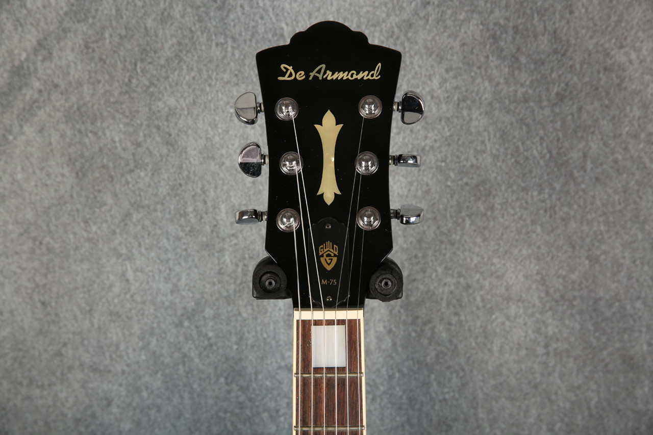 DeArmond By Guild M-75 Tyrian Purple 2nd Hand | Rich Tone Music