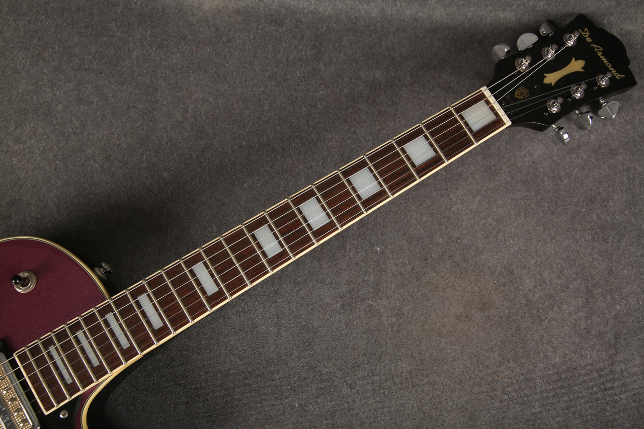 DeArmond By Guild M-75 Tyrian Purple 2nd Hand | Rich Tone Music