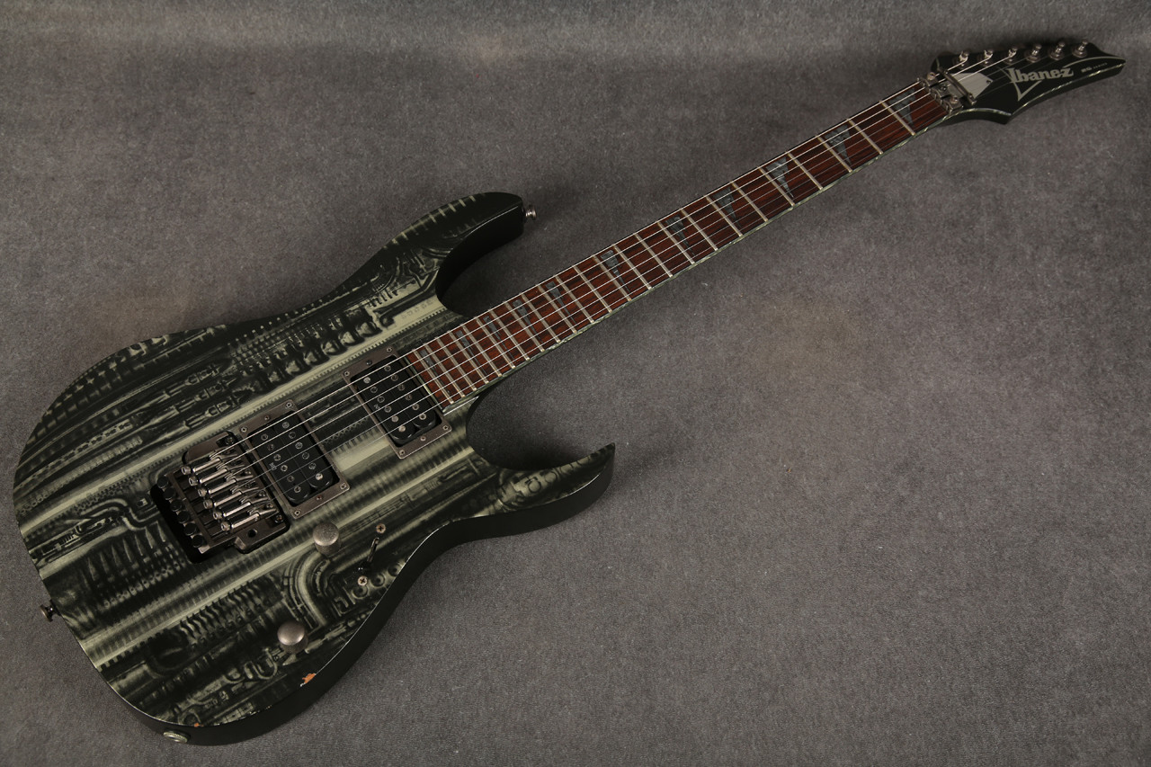大幅値下げ Ibanez RGTHRG1 H.R. Giger 2005 限定物 大幅値下げ Ibanez RGTHRG1 H.R. Giger 2005 限定物 大幅値下げ