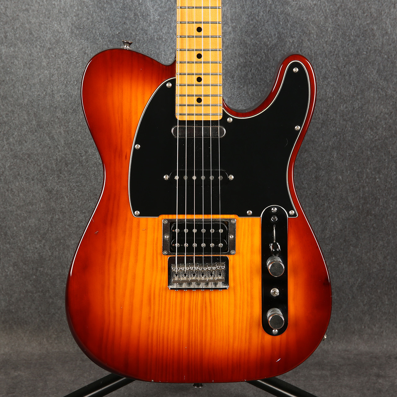 Fender Modern Player Telecaster Plus Honey Burst 2nd Hand | Rich
