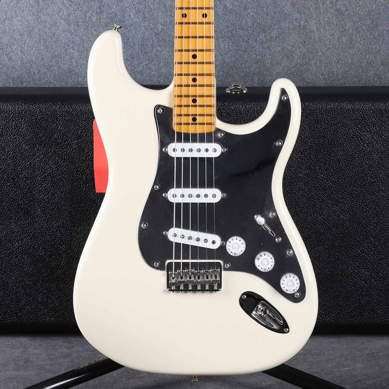 Fender Nile Rodgers Hitmaker Stratocaster- Olympic White Ex Demo