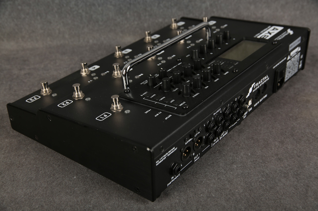 Fractal Audio AX8 Amp Modeler & Multi-FX Processor 2nd Hand | Rich