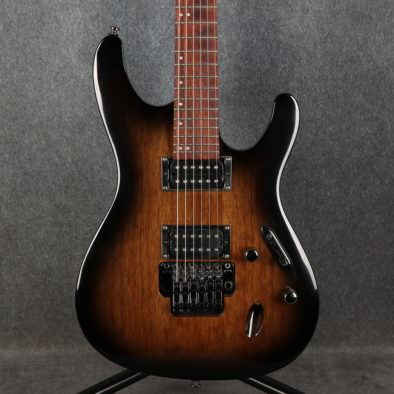 Ibanez S520-TKS Transparent Black Sunburst 2nd Hand | Rich Tone Music