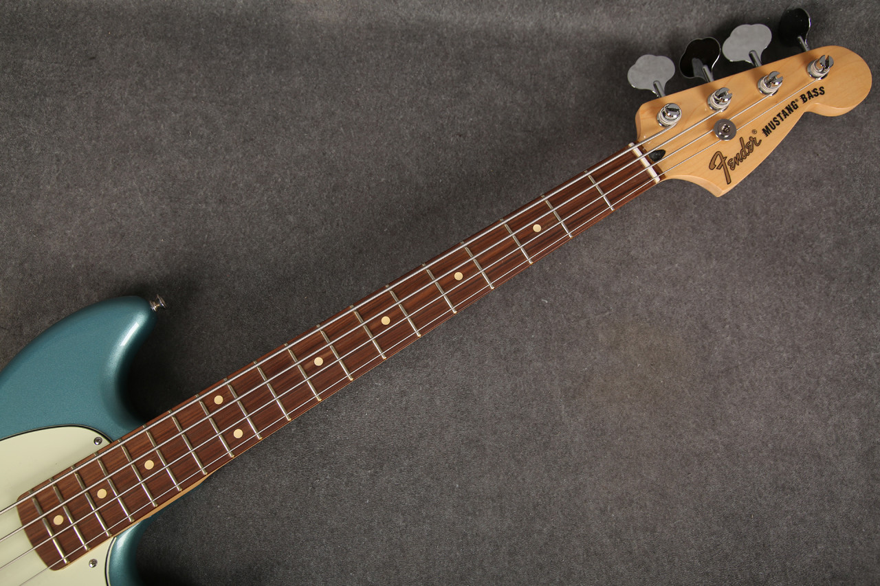 Fender Limited Edition Player Mustang Bass PJ Tidepool Ex Demo