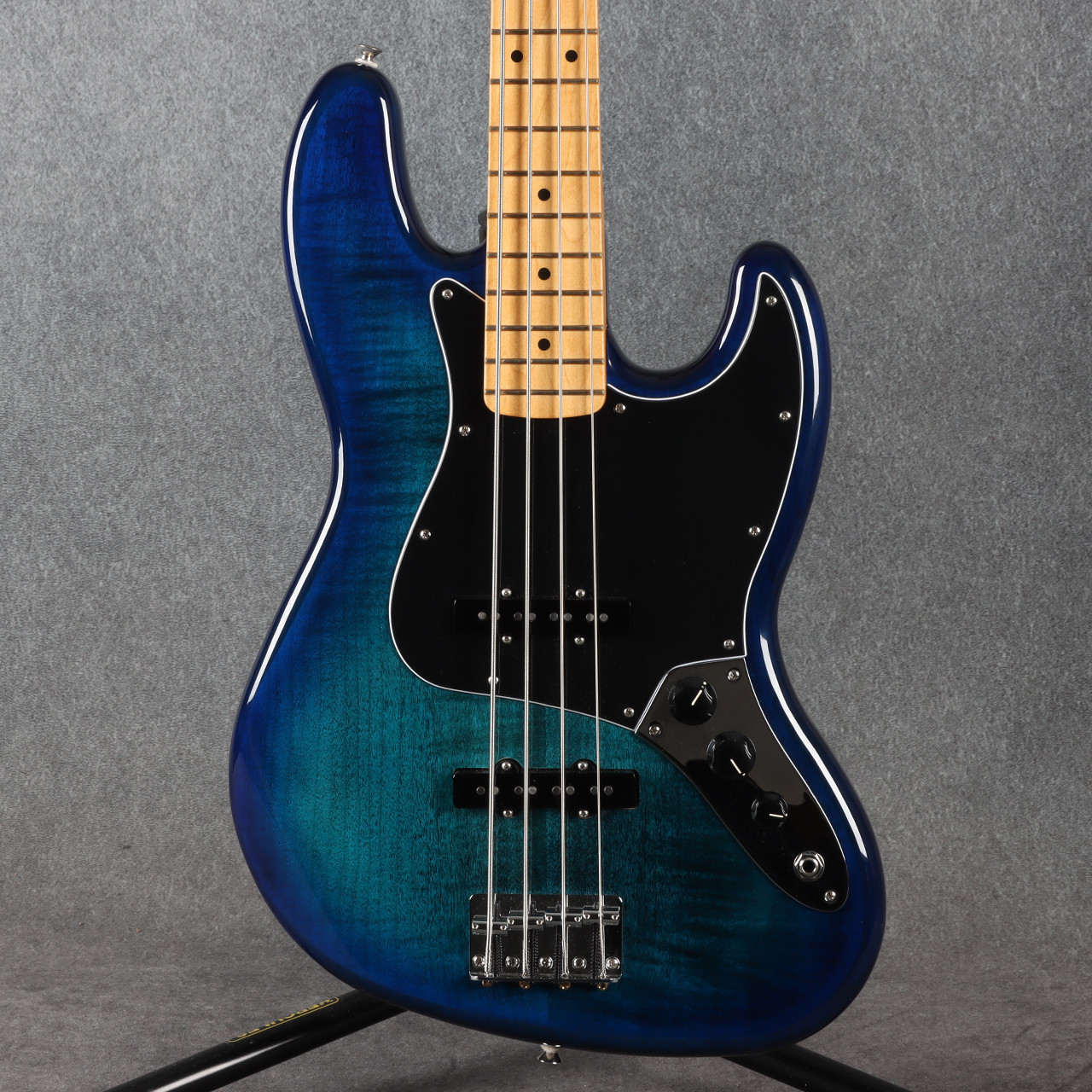 Fender Limited Edition Player II Jazz Bass Plus Top Blue Burst Ex