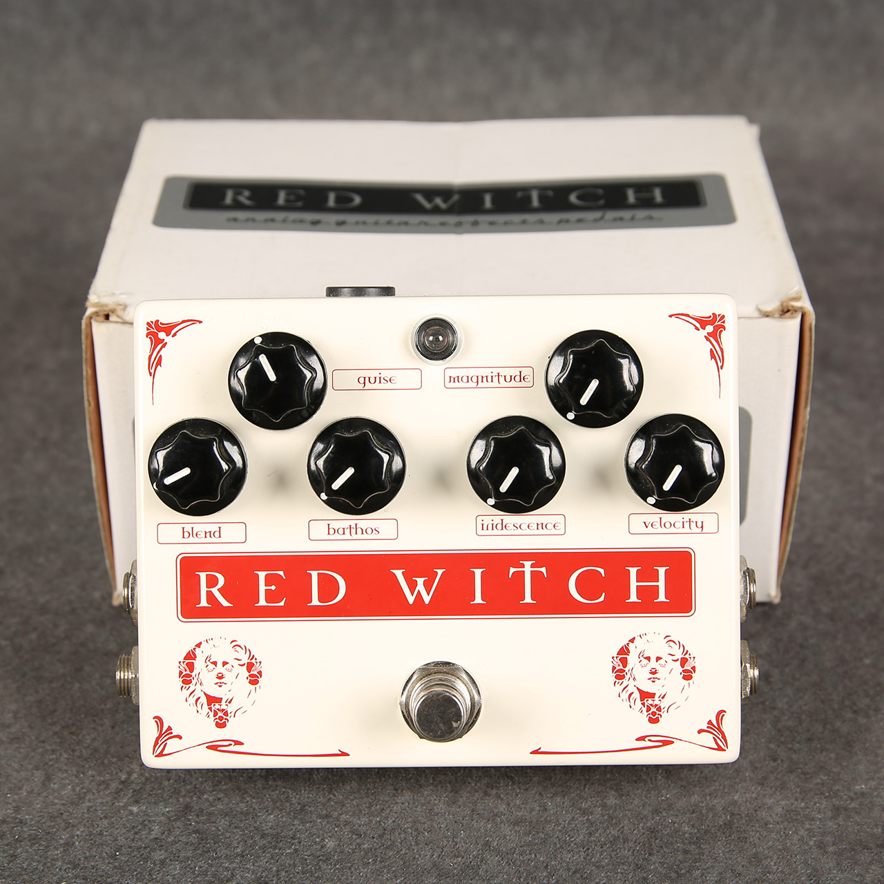 Red Witch Medusa 2nd Hand | Rich Tone Music