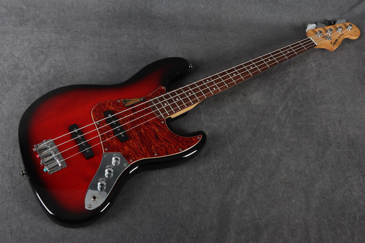 Squier Standard Jazz Bass 2 Tone Red Burst 2nd Hand | Rich Tone Music