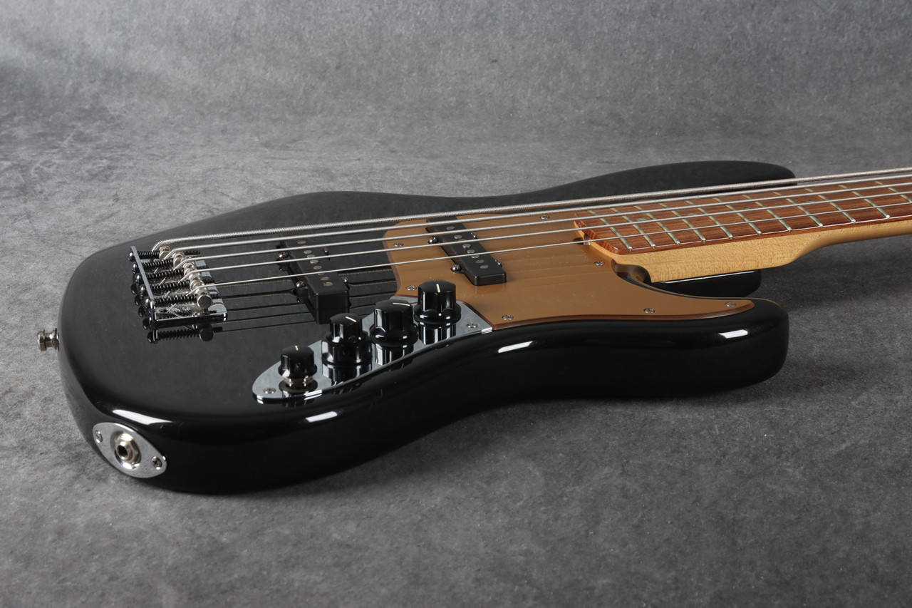 ベース Fender American Deluxe Jazz Bass V MOD Fender American Deluxe Jazz Bass V Black 2nd Hand | Rich Tone Music