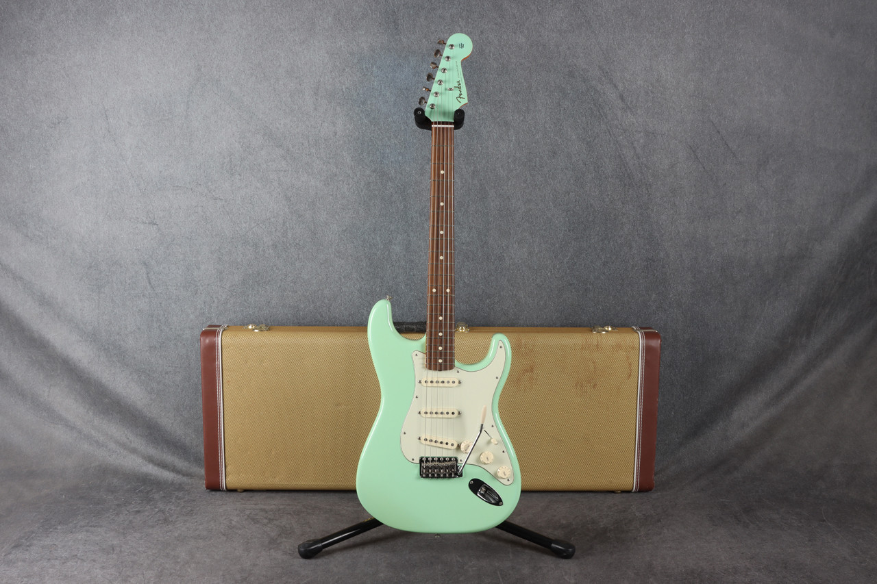 Fender Mexican Special Edition 60s Stratocaster Lacquer Surf Green