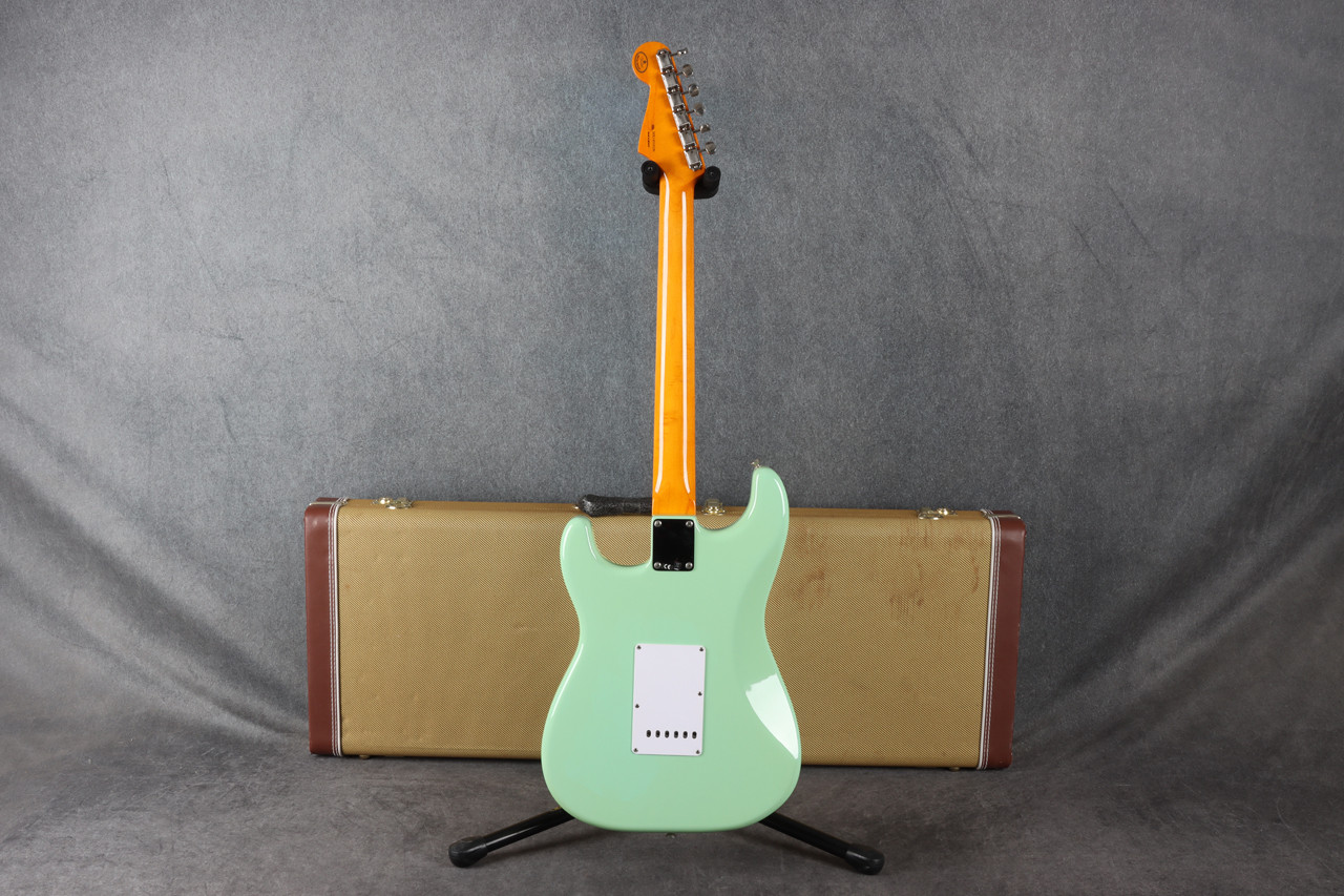 Fender Mexican Special Edition 60s Stratocaster Lacquer Surf Green