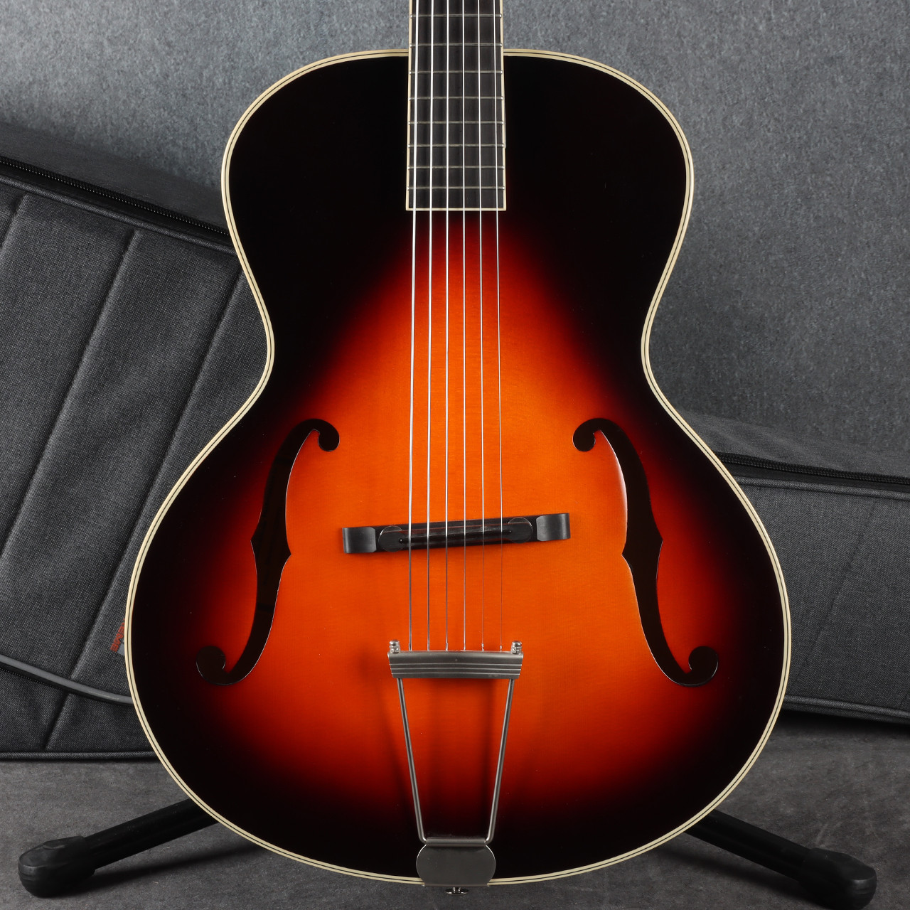 Epiphone Masterbilt Zenith カスタム品 Epiphone Masterbilt Century Collection Zenith Classic (F-Hole