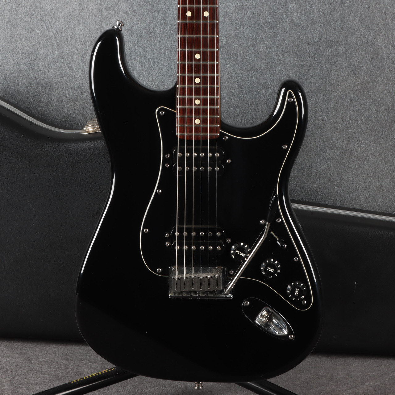 ギター Fender Black and Chrome HH stracaster Fender American Standard Stratocaster HH Black 2nd Hand | Rich