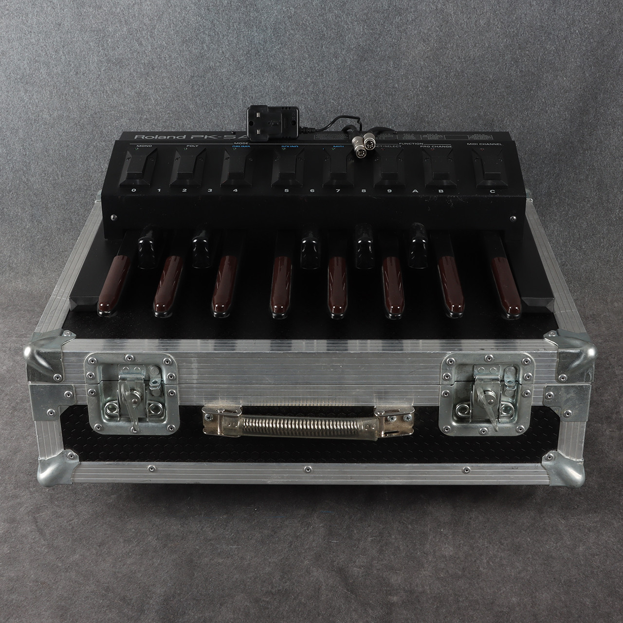 Roland PK-5 Dynamic MIDI Pedal ロランド Roland PK5 Dynamic Midi Pedals 2nd Hand | Rich Tone Music