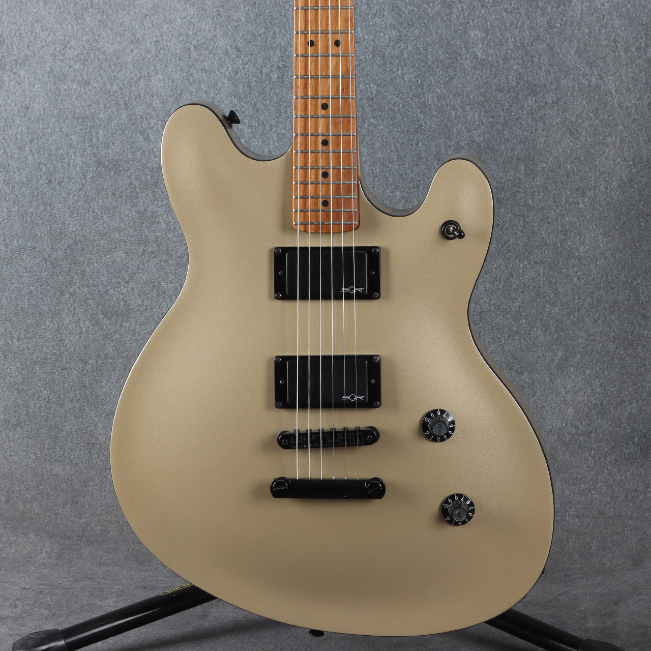 ケース付き】Squier Starcaster Shoreline Gold Squier Contemporary