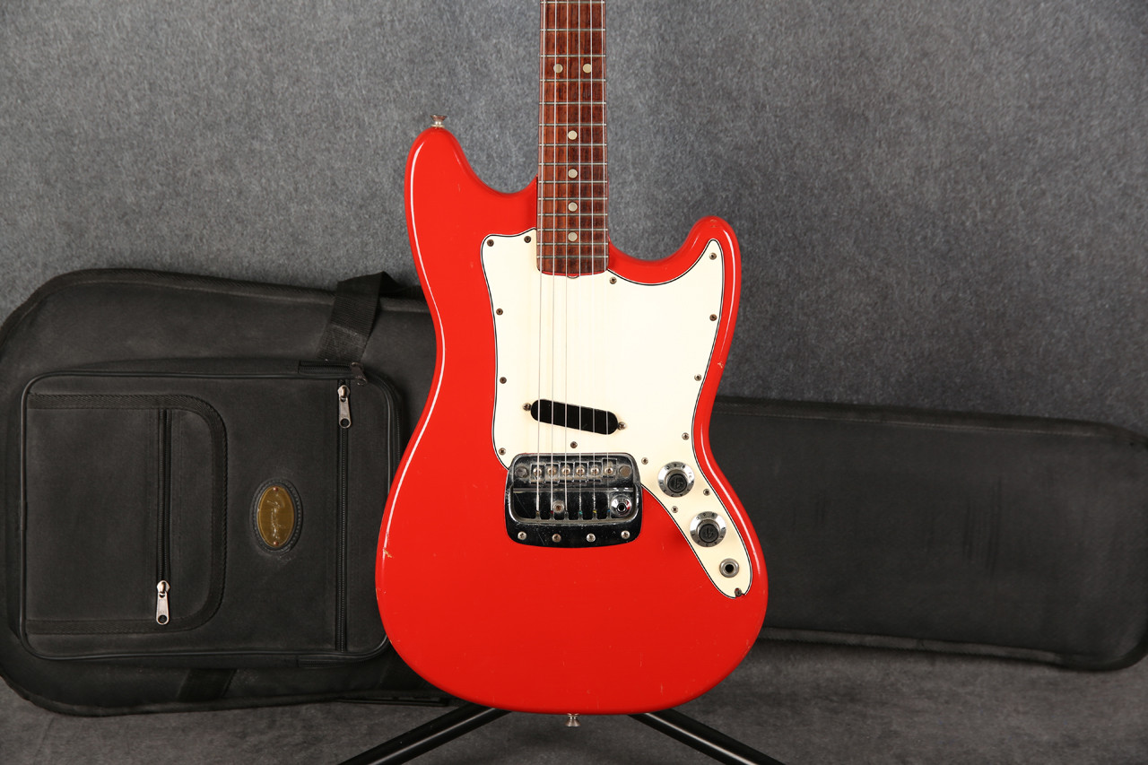Fender Bronco ビンテージ Fender Bronco 1967 Dakota Red 2nd Hand | Rich Tone Music