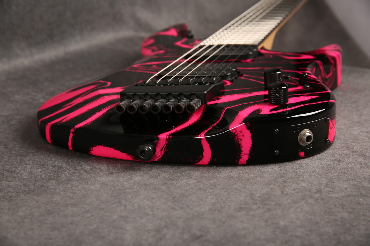 Kiesel Osiris 7 Pink Black Swirl 2nd Hand | Rich Tone Music