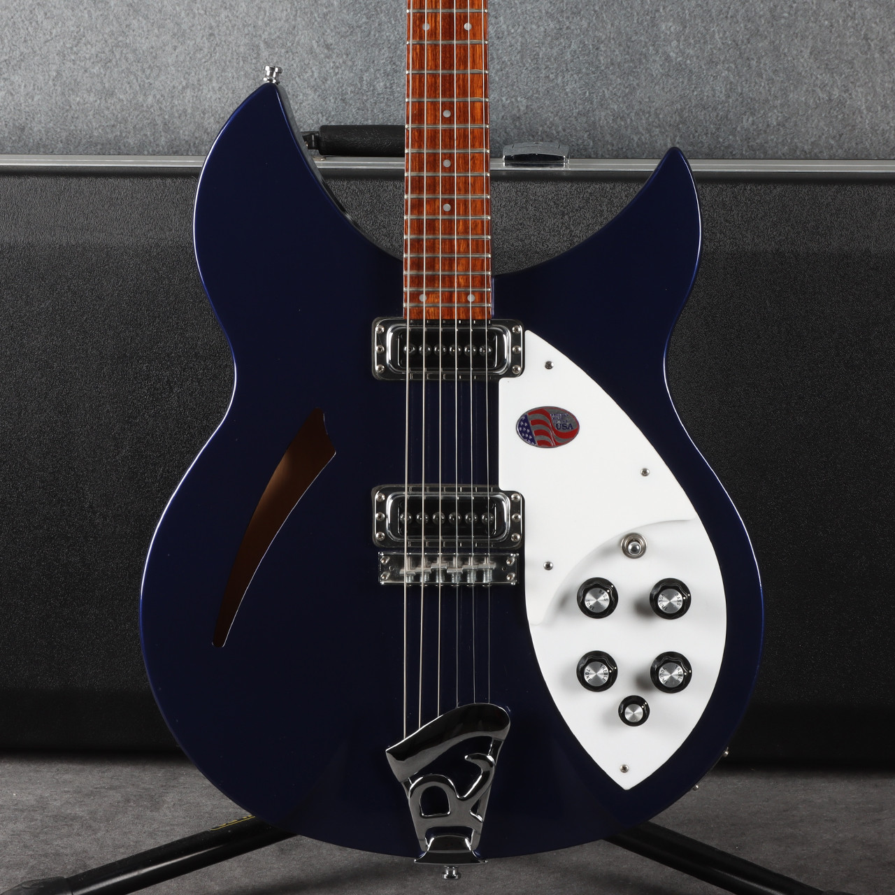 Rickenbacker 330 Midnight Blue 2014 2nd Hand | Rich Tone Music