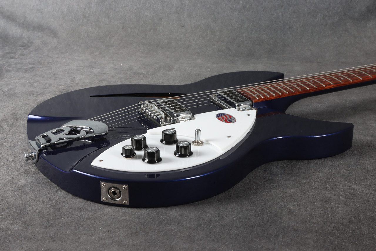 Rickenbacker 330 Midnight Blue 2014 2nd Hand | Rich Tone Music