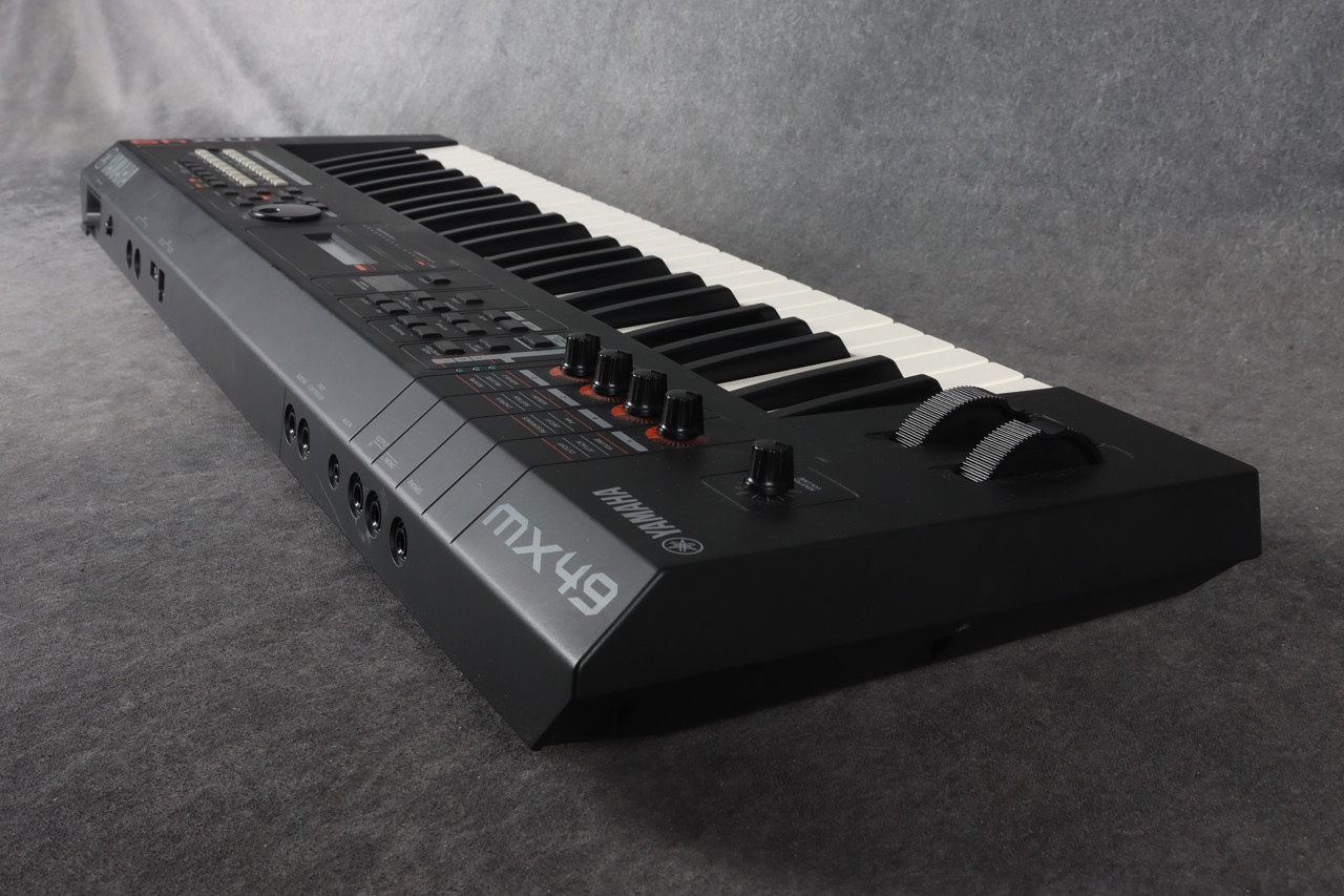 Yamaha MX49 Synthesizer 2nd Hand | Rich Tone Music