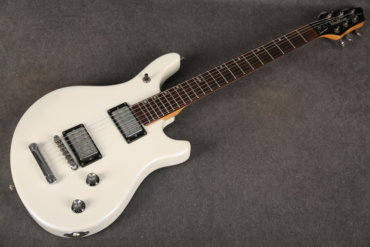 Washburn Maverick Series BT-2 White 2nd Hand | Rich Tone Music