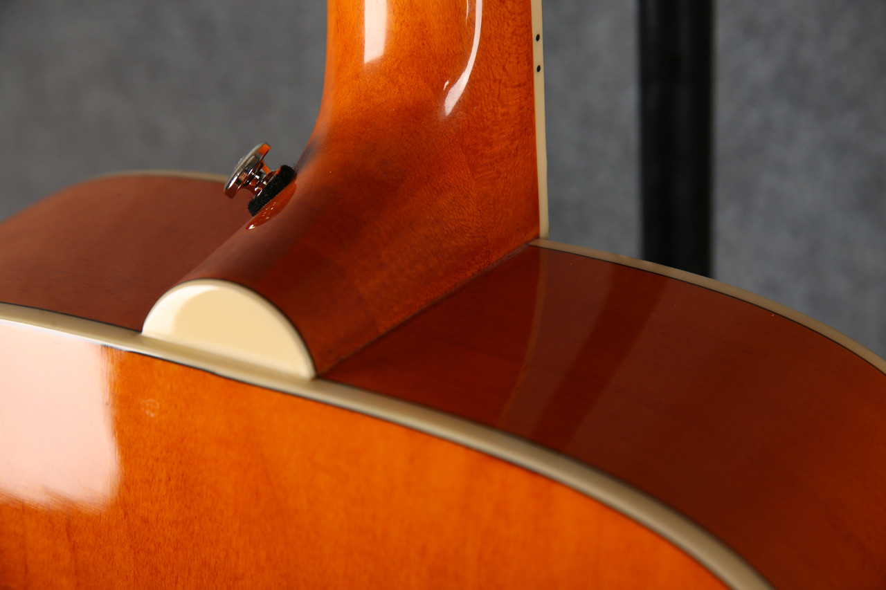 Epiphone Dove Pro Electro Acoustic Violin Burst 2nd Hand | Rich