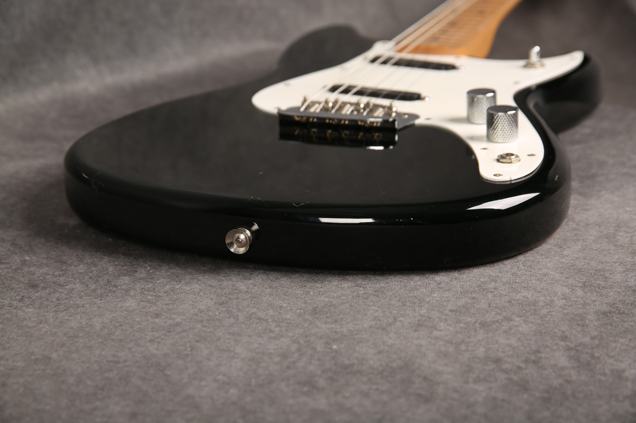 Fender Duo-Sonic Made in Mexico Black 2nd Hand | Rich Tone Music