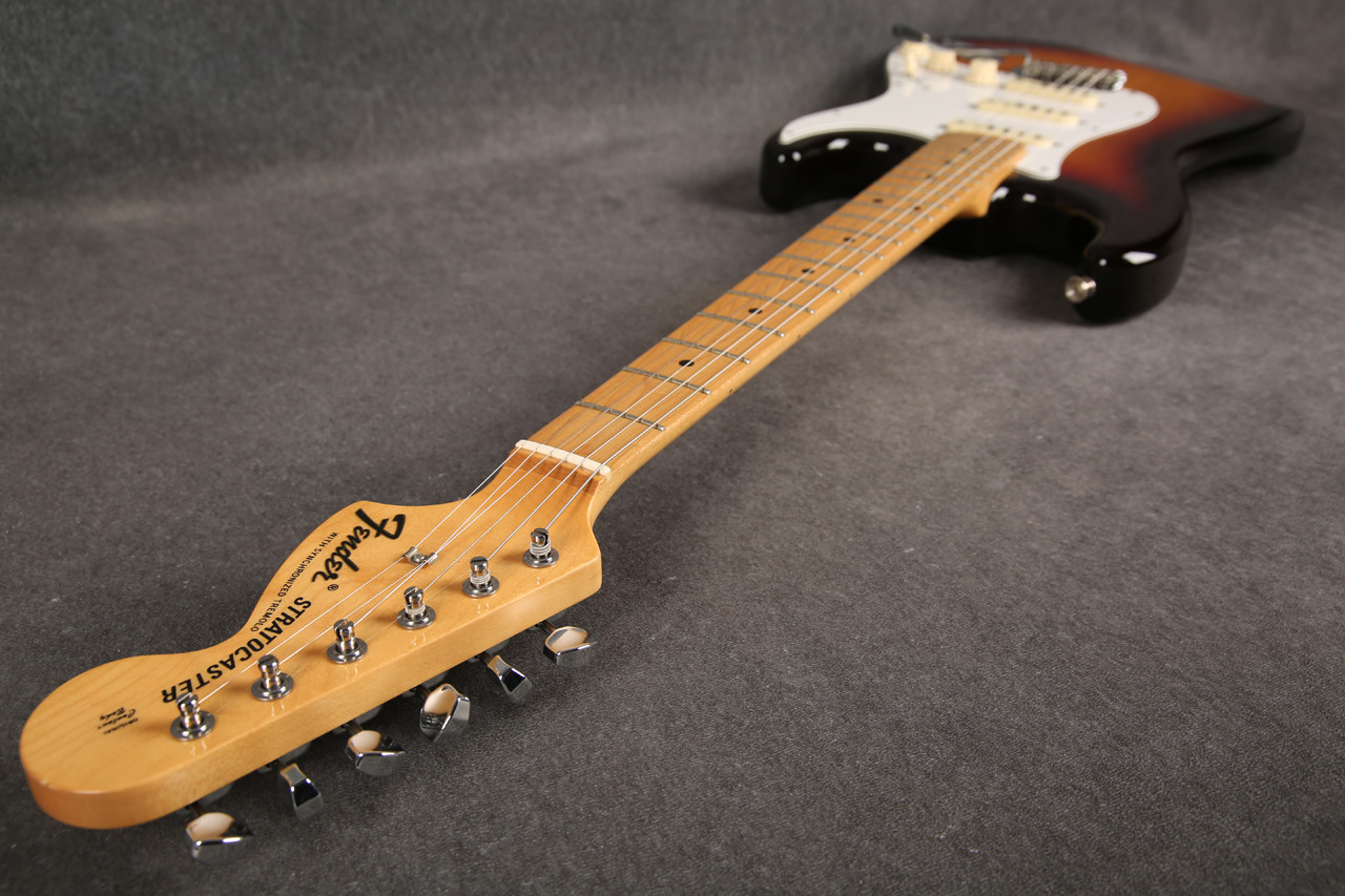 Fender Japan Hybrid 68 Stratocaste ストラトキャスター エレキギター