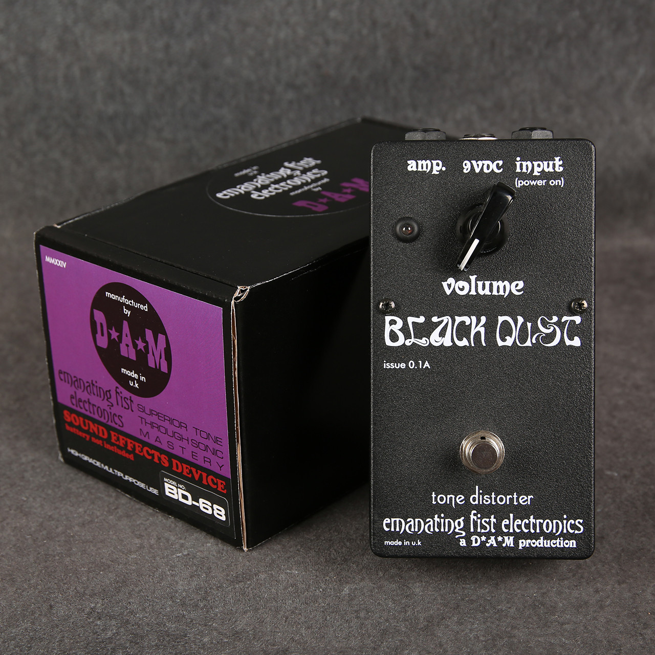 Emanating Fist Electronics Black Dust ZD BD-68 2nd Hand | Rich