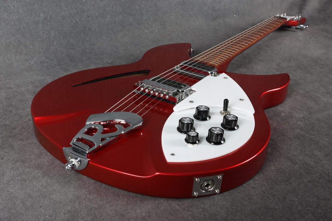 Rickenbacker 330 Ruby Red 2nd Hand | Rich Tone Music
