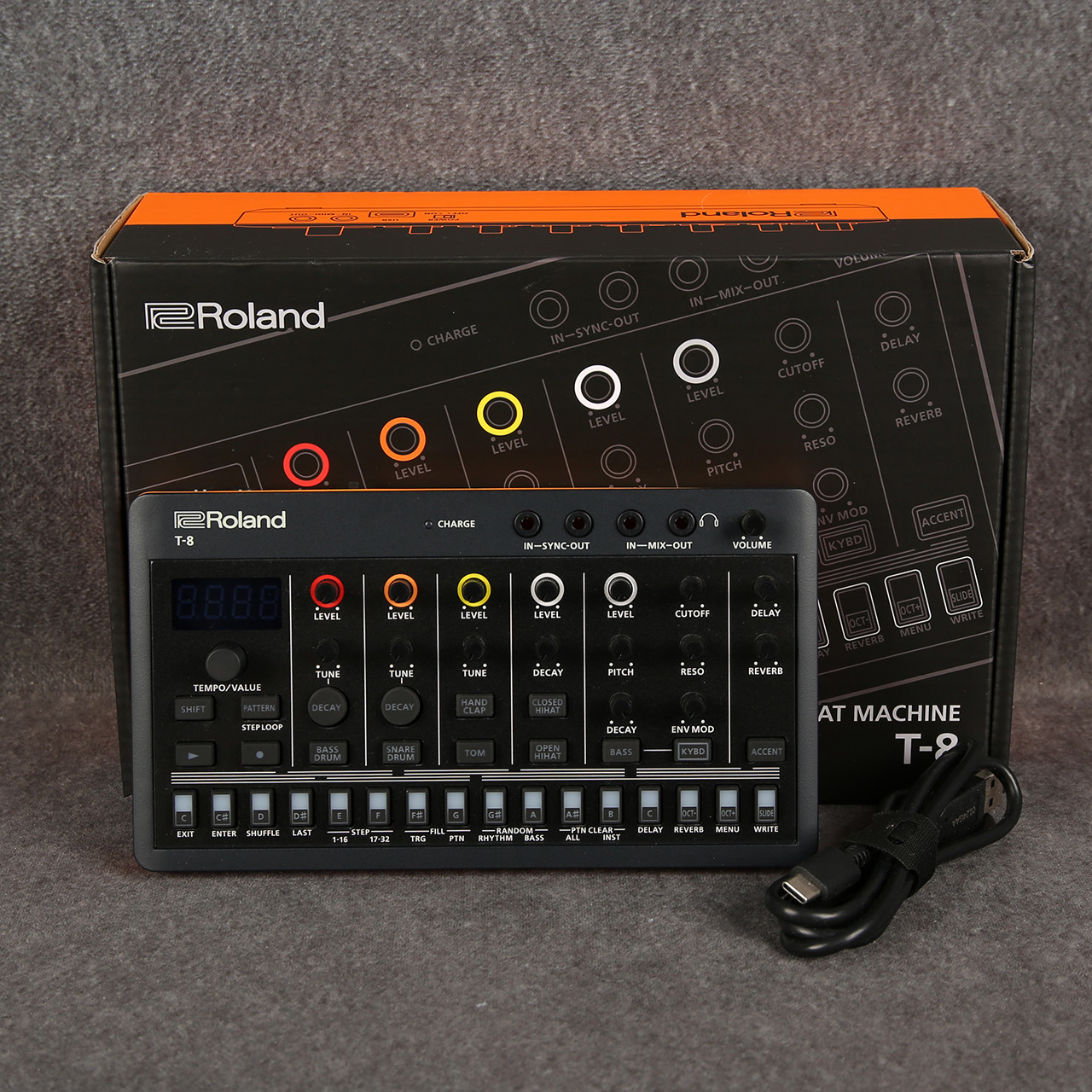 Roland T-8 AIRA Compact Beat Machine 2nd Hand | Rich Tone Music