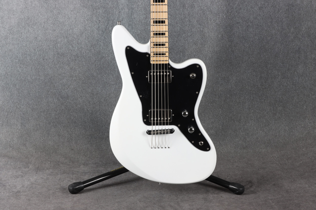 G4M 638 Baritone Guitar White 2nd Hand | Rich Tone Music
