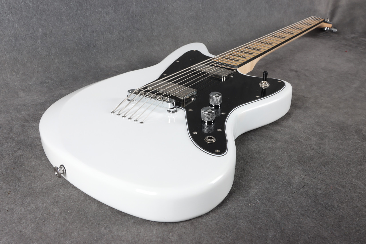 G4M 638 Baritone Guitar White 2nd Hand | Rich Tone Music