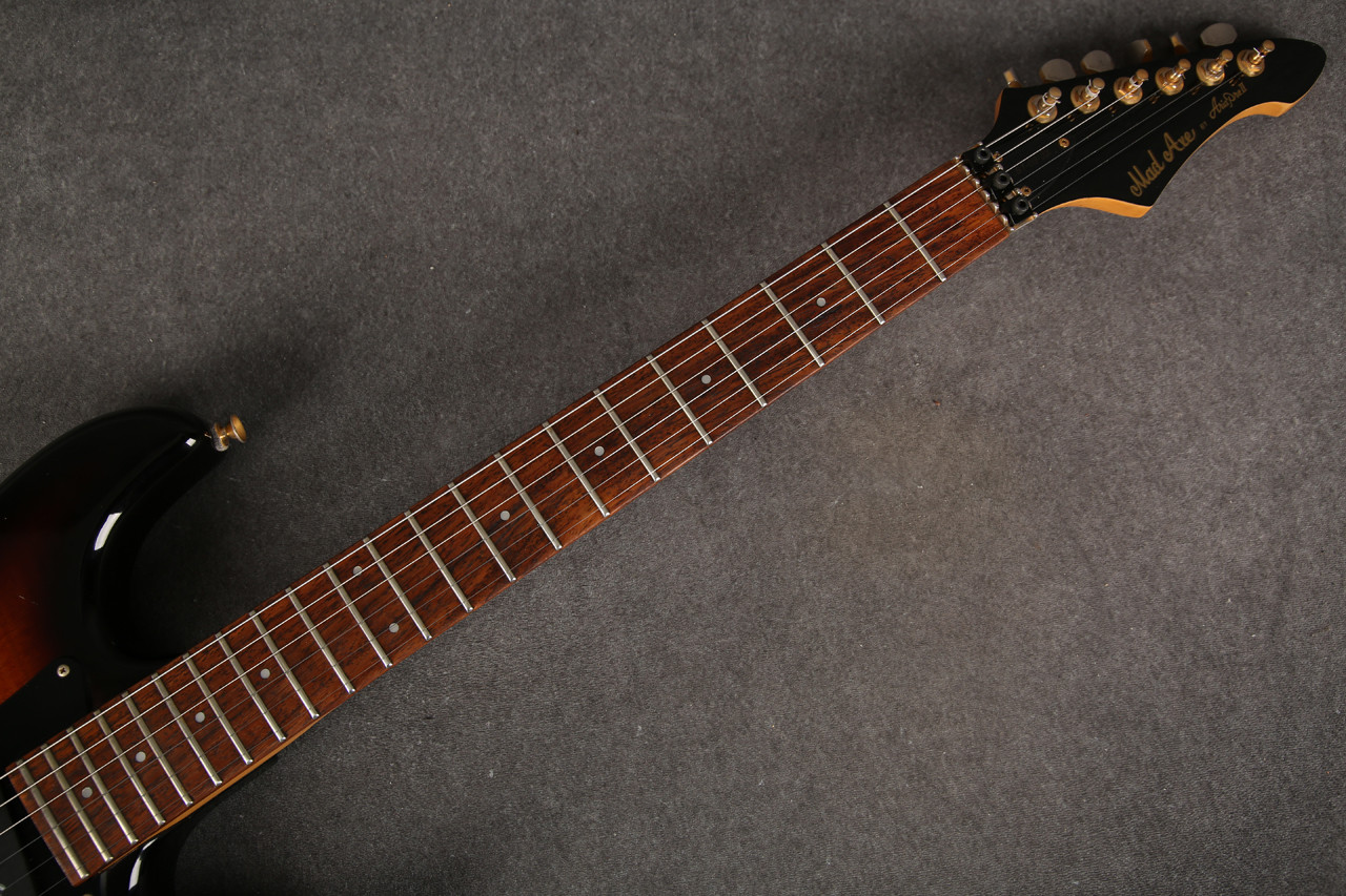 Mad Axe by Aria Pro II ST 023 X Tobacco Sunburst 2nd Hand | Rich