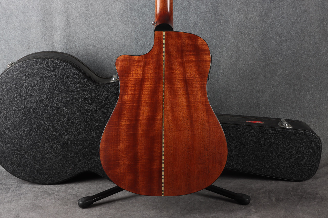 Fender BG29 Acoustic Bass 2nd Hand | Rich Tone Music