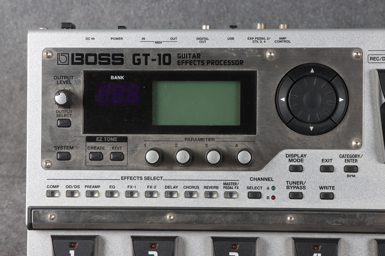 Boss GT-10 Guitar Effects Processor Pedal 2nd Hand | Rich Tone Music