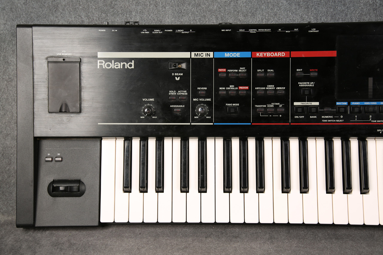 Roland Juno Stage 128-Voice Expandable 76 Keys Synthesizer 2nd