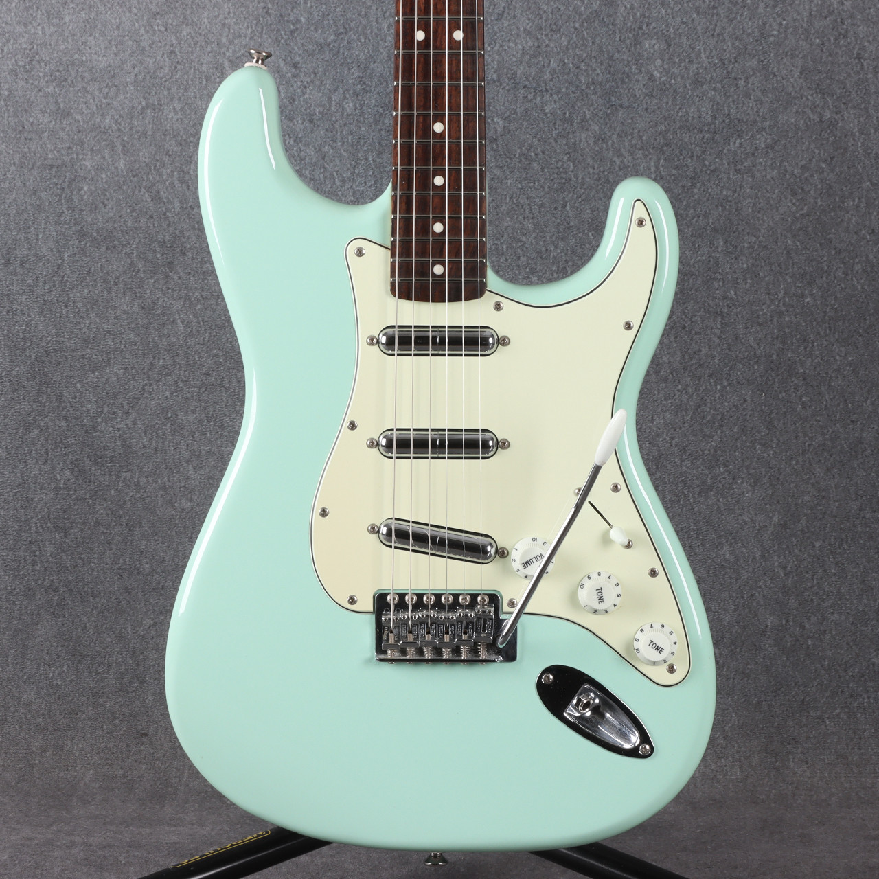 Squier Vintage Modified Surf Stratocaster- Surf Green 2nd Hand