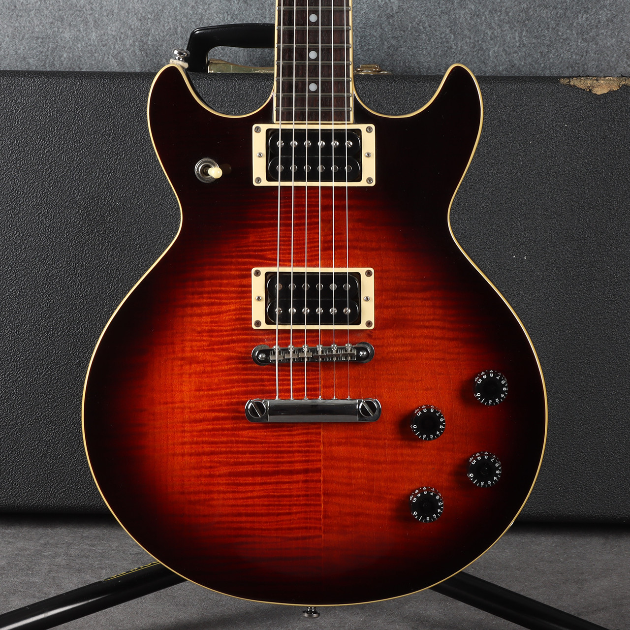 Ibanez AR250 エレキギター Ibanez AR250 Cherry Sunburst 2nd Hand | Rich Tone Music