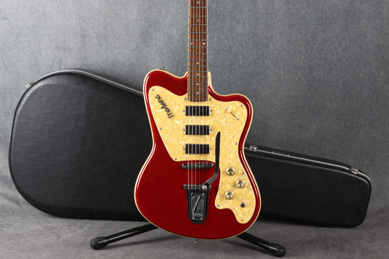 Italia Modena Classic Red 2nd Hand | Rich Tone Music