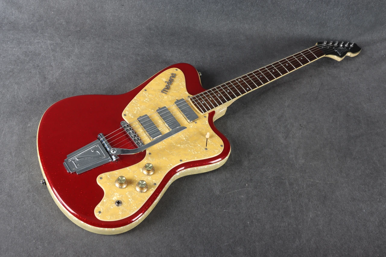 Italia Modena Classic Red 2nd Hand | Rich Tone Music