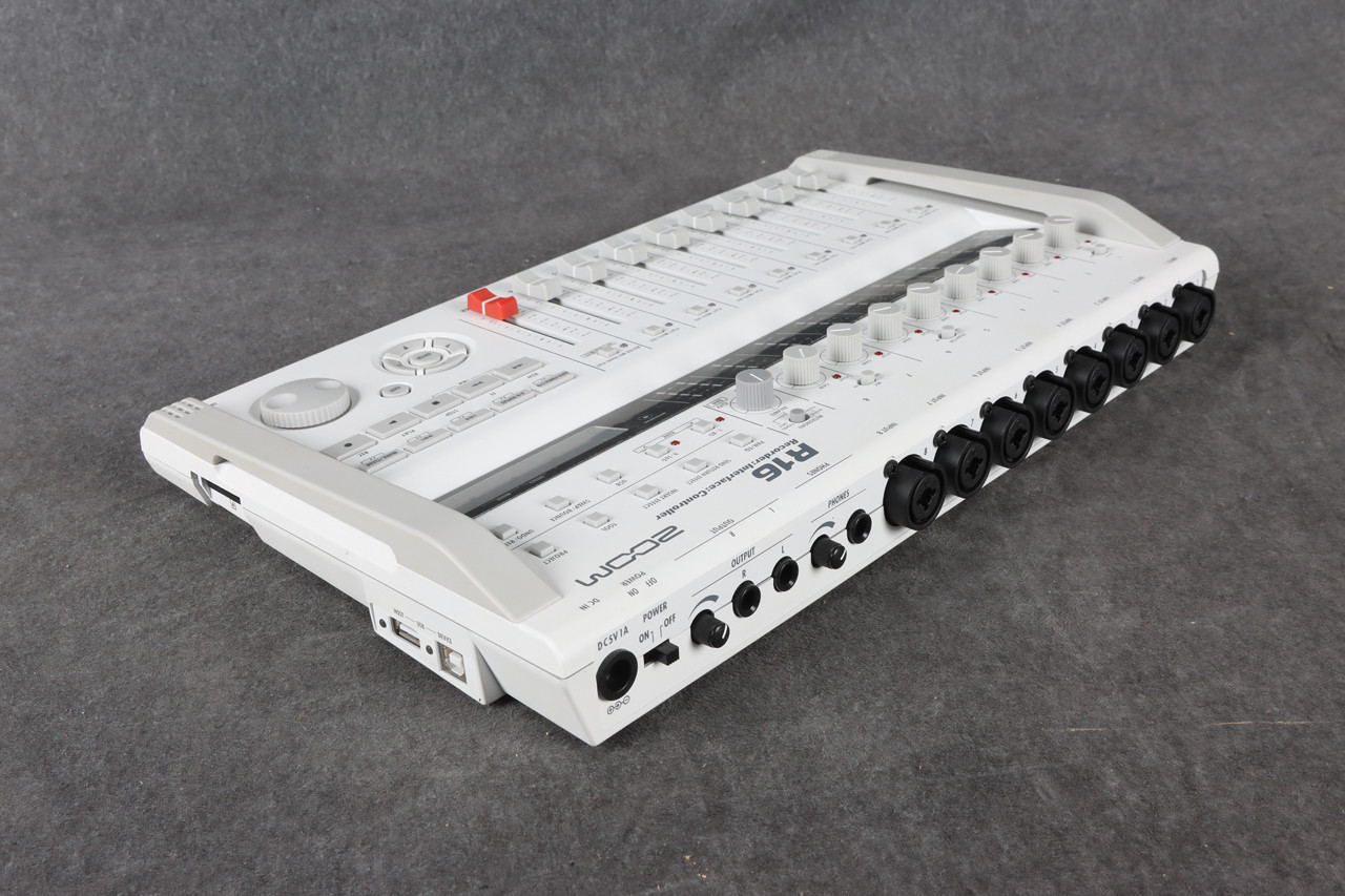 Zoom R16 Recorder Interface Controller 2nd Hand | Rich Tone Music