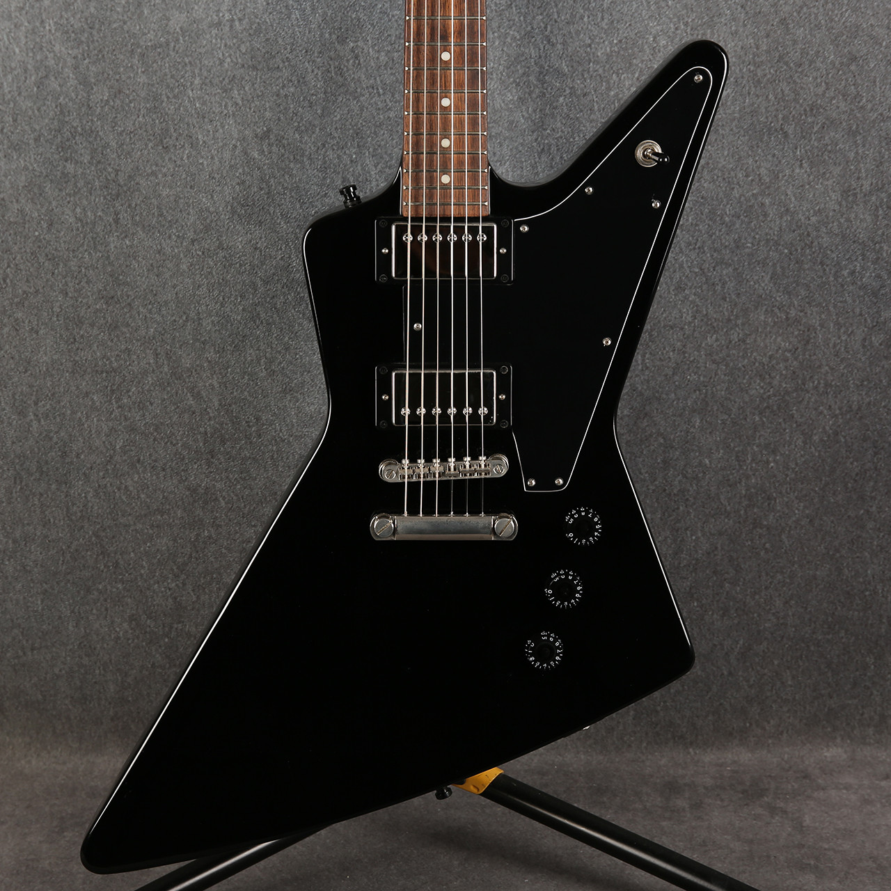 Epiphone Explorer Ebony 2nd Hand | Rich Tone Music