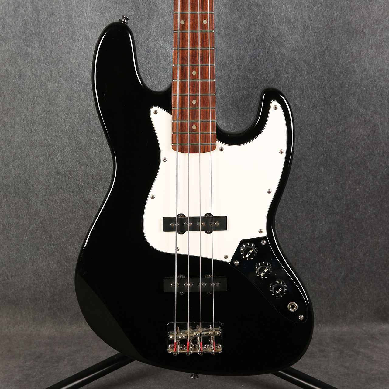 Squier Jazz Bass Made in Korea Black 2nd Hand | Rich Tone Music