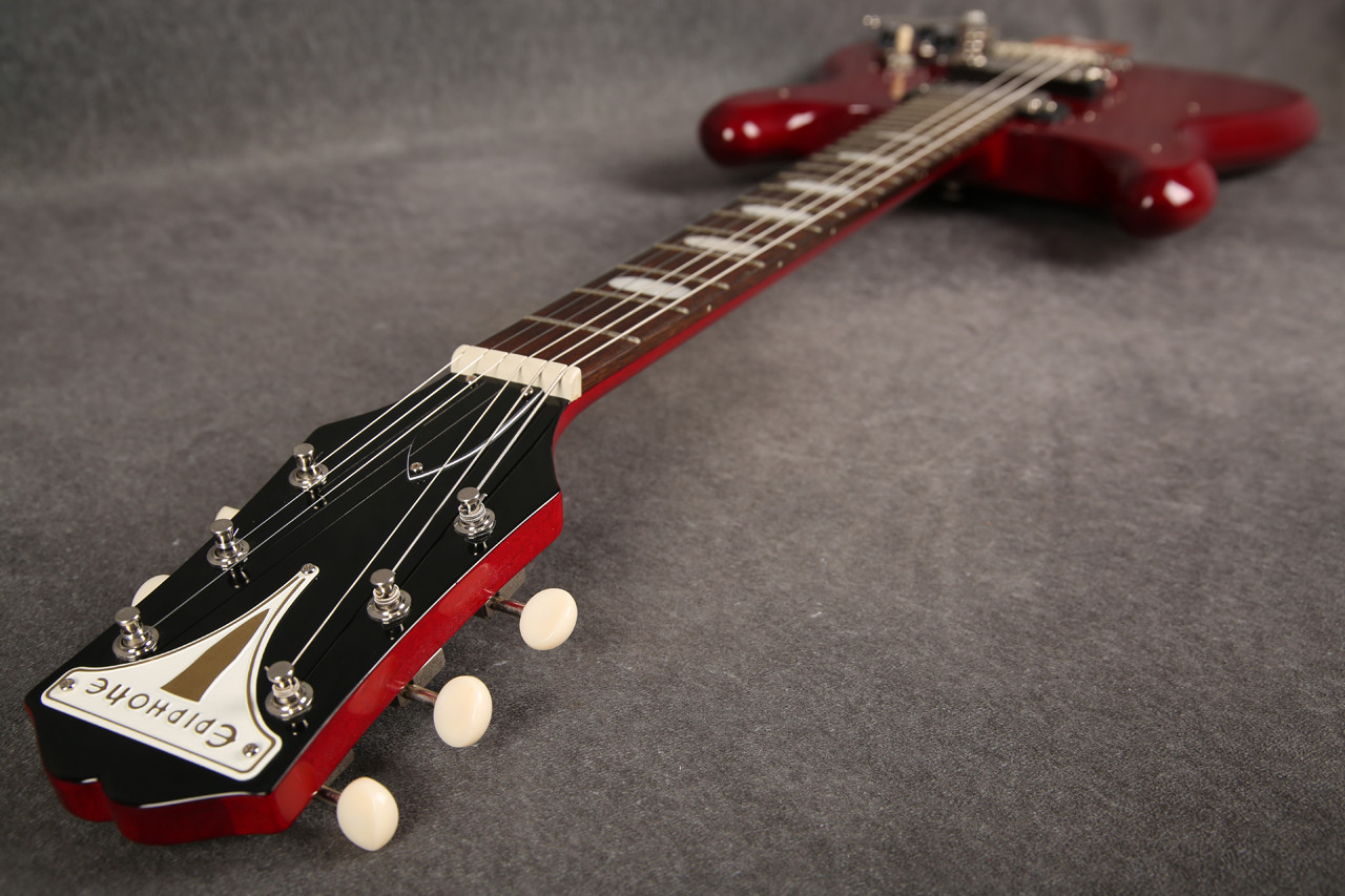 Epiphone Crestwood Custom Tremotone Cherry 2nd Hand | Rich Tone Music