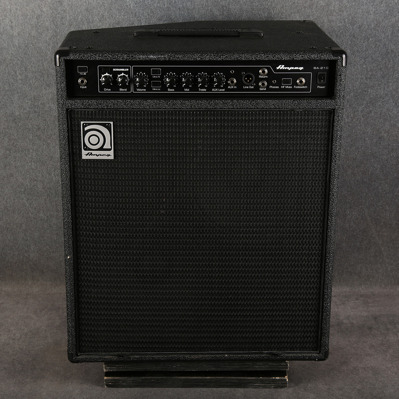 Ampeg BA-210 V2 Bass Combo 2nd Hand | Rich Tone Music