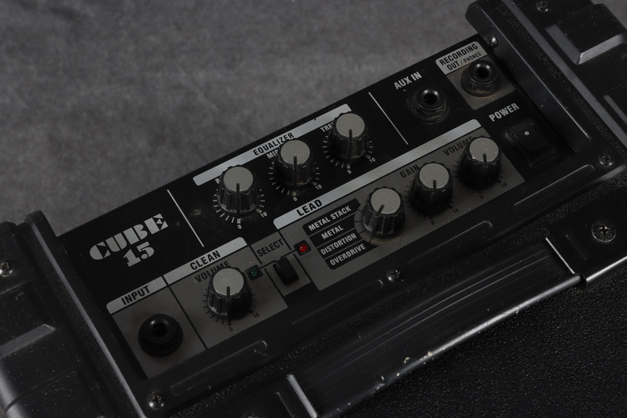 Roland Cube 15 Combo Amp 2nd Hand | Rich Tone Music