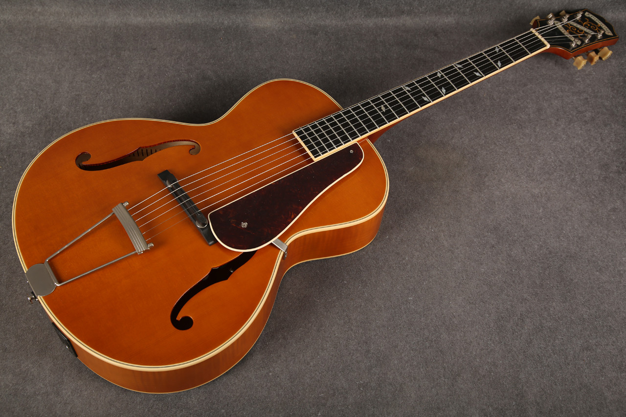 Epiphone Masterbilt Zenith Archtop Vintage Natural 2nd Hand | Rich