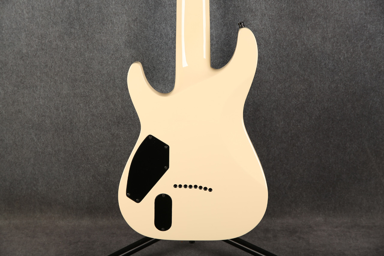 Schecter Blackjack ATX C-8 Aged White 2nd Hand | Rich Tone Music